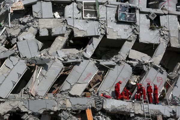 Последствия землетрясения на Тайване. - Sputnik Кыргызстан