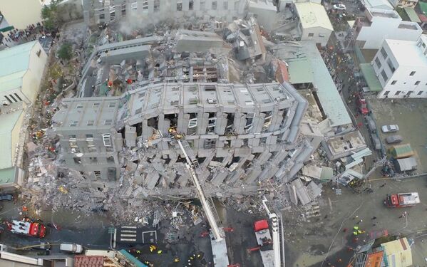 Последствия землетрясения в Тайване - Sputnik Кыргызстан