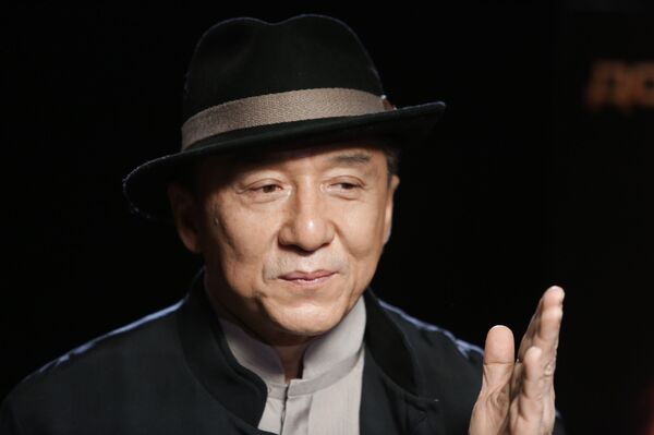 Интервью с Джеки Чаном в Москве - Sputnik Кыргызстан