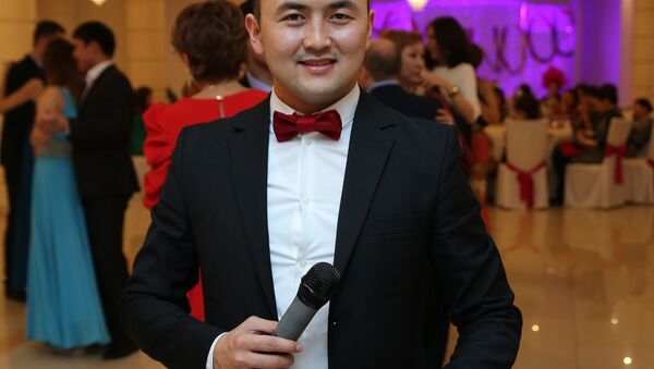 Журналист, преподаватель Исмаил Мамытов. Архивное фото - Sputnik Кыргызстан