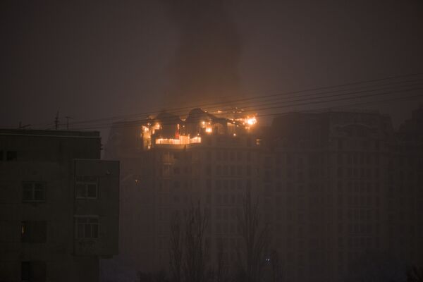 Пожар на улице Элебаева - Sputnik Кыргызстан