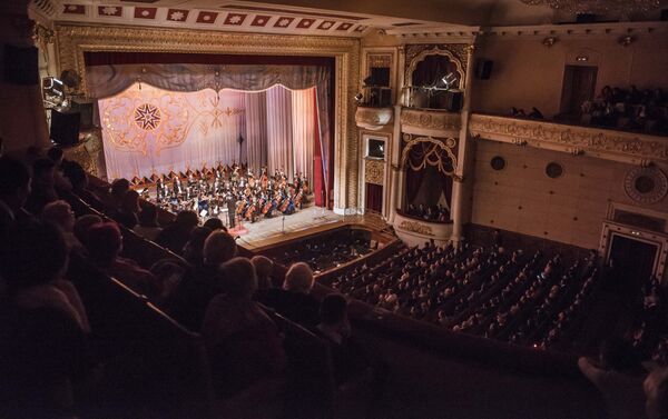 Концерт Шедевры оперной классики в театре оперы и балета в Бишкеке 68 - Sputnik Кыргызстан