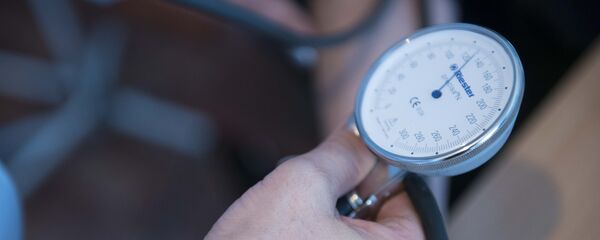 Тонометр для измерения давления - Sputnik Кыргызстан