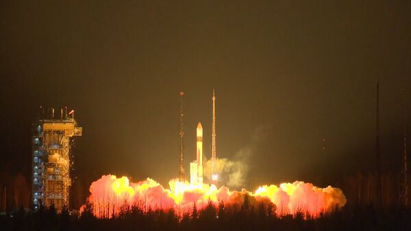 Старт ракеты-носителя Рокот с исследовательским спутником Sentinel-3A - Sputnik Кыргызстан
