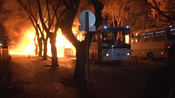 Заминированный автомобиль взорвался в центре Анкары. Кадры с места ЧП - Sputnik Кыргызстан