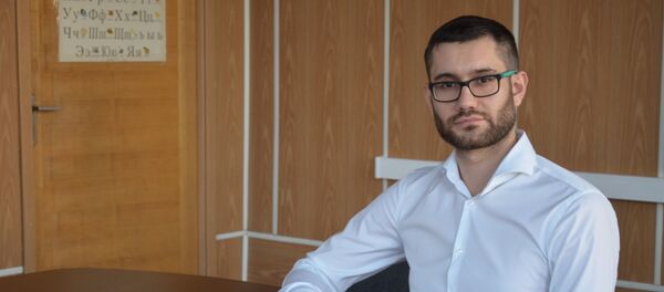 Проректор по науке Государственного института русского языка им. А. С. Пушкина Михаил Осадчий. Архивное фото - Sputnik Кыргызстан