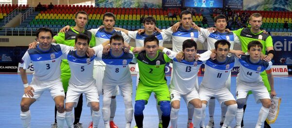 Сборная Кыргызстана по футзалу перед матчем. Архивное фото - Sputnik Кыргызстан