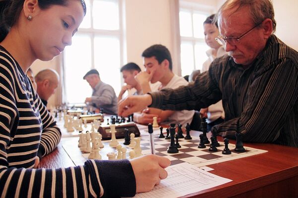Участники чемпионата Бишкека по шахматам - Sputnik Кыргызстан