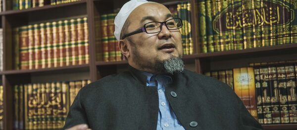 Аалым Чубак ажы Жалиловдун архивдик сүрөтү - Sputnik Кыргызстан