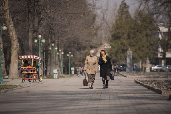 Наступление весны в городе Бишкек - Sputnik Кыргызстан