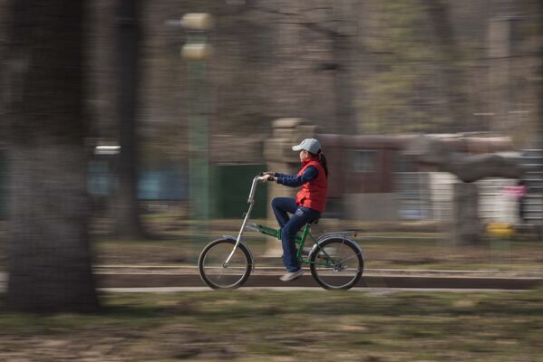 Первый день весны в городе Бишкек - Sputnik Кыргызстан