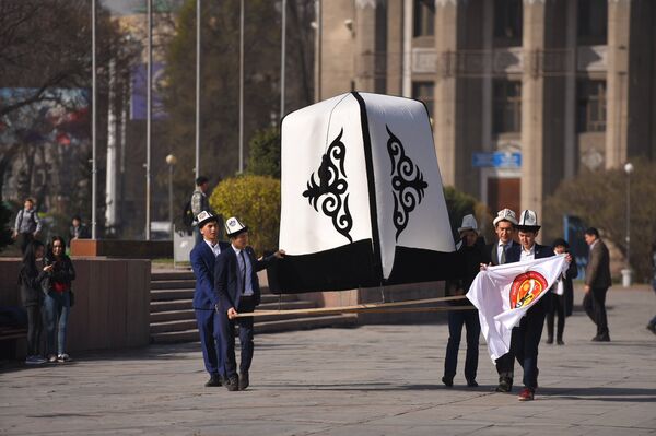 Празднование дня ак калпака - Sputnik Кыргызстан