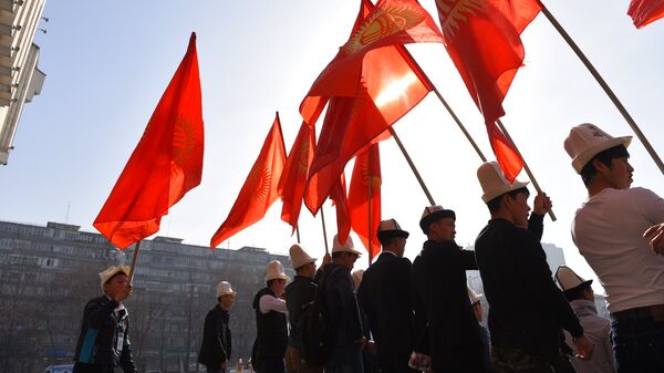 Праздничное шествие ко Дню празднования национального головного убора ак калпака в Бишкеке. Архивное фото - Sputnik Кыргызстан