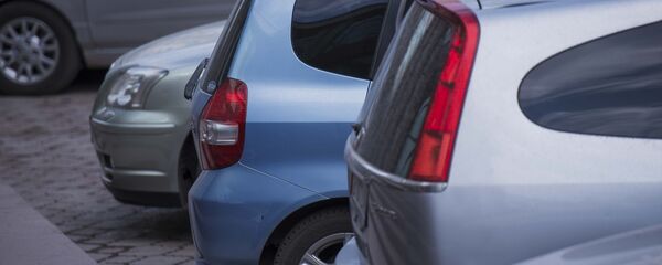 Автомобили на парковке. Архивное фото - Sputnik Кыргызстан