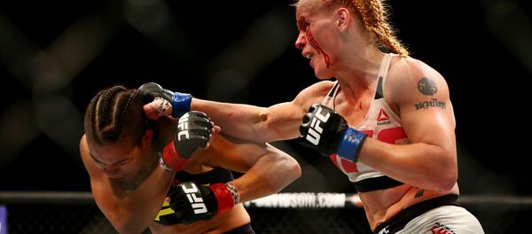 Бой Валентины Шевченко с Амандой Нуньес - Sputnik Кыргызстан