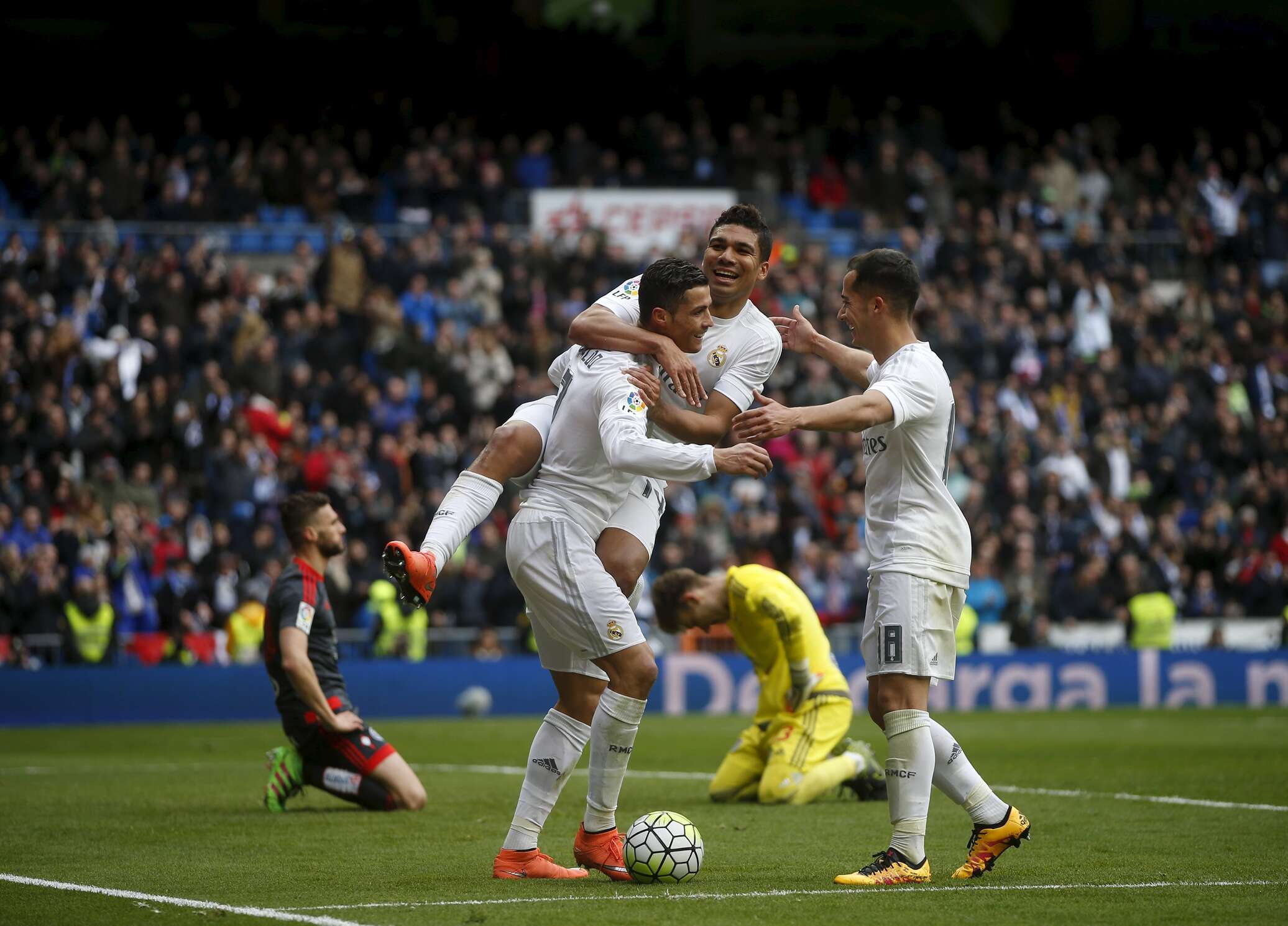 Какая игра реал мадрид. Celta Реал Мадрид. Real Madrid vs Celta. Real Madrid o'yinlar. Real Madrid rasmlari.