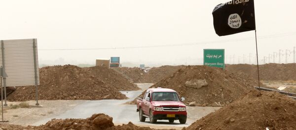 Флаг террористической группы Исламское государство. Архивнео фото - Sputnik Кыргызстан