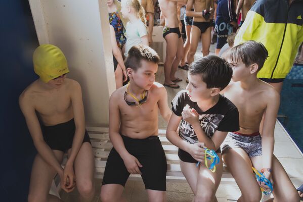 Соревнования по плаванию в Бишкеке - Sputnik Кыргызстан