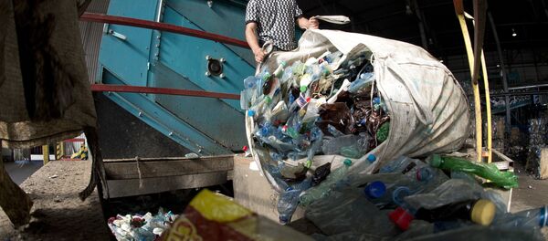 Мусор пластиковых бутылок. Архивное фото - Sputnik Кыргызстан