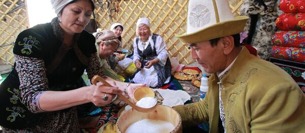 Всемирный фестиваль эпосов народов мира в Бишкеке - Sputnik Кыргызстан