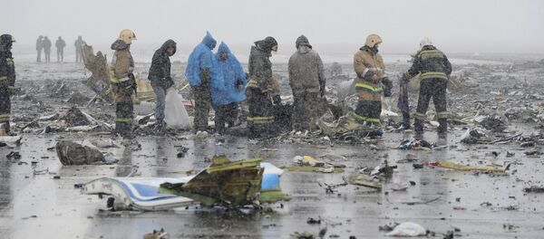 Пассажирский самолет Boeing-737-800 разбился при посадке в аэропорту Ростова-на-Дону - Sputnik Кыргызстан