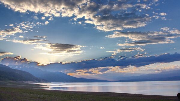 Облака над Токтогульским водохранилищем. Архивное фото - Sputnik Кыргызстан
