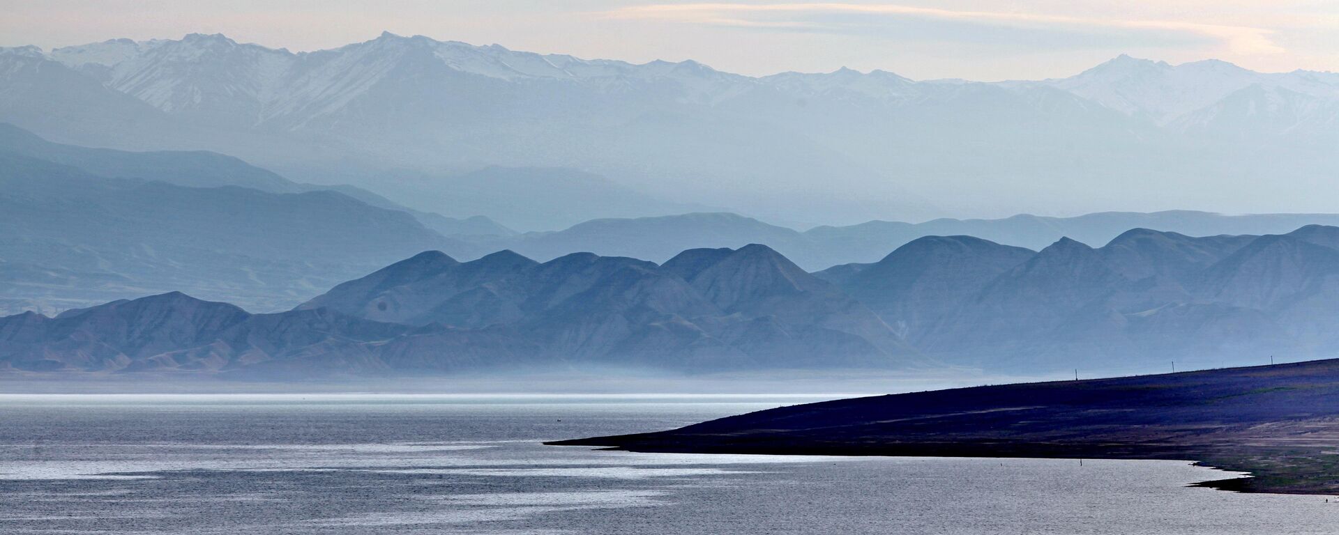 Токтогульское водохранилище. Архивное фото - Sputnik Кыргызстан, 1920, 15.01.2026