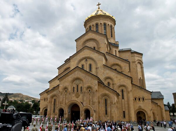 Кафедральный собор Грузинской православной церкви Собор Святой Троицы. Архивное фото - Sputnik Кыргызстан