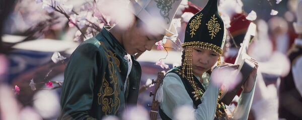 Празднование национального праздника Нооруз в Бишкеке - Sputnik Кыргызстан