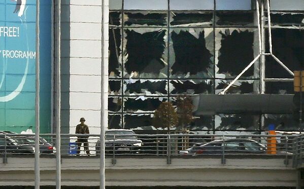 Взрывы в аэропорту Завентем недалеко от Брюсселя, Бельгия - Sputnik Кыргызстан