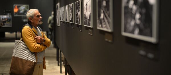 Андрей Стениндин элесине арналган көргөзмө. Архив Андрей Стениндин элесине арналган көргөзмө. Архив - Sputnik Кыргызстан