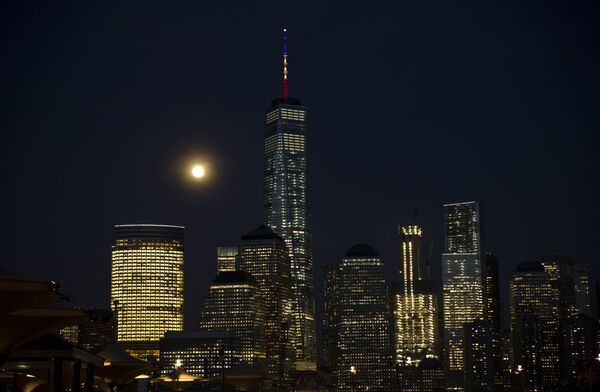 Нью-Йорктогу 103 кабаттуу Empire State Building имараты да аза күтүүгө кошулду - Sputnik Кыргызстан