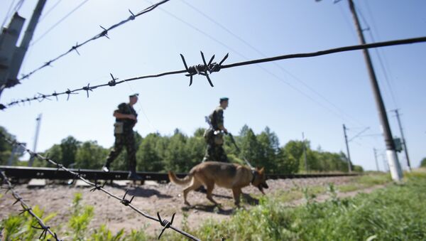 Пограничники на границе. Архивное фото - Sputnik Кыргызстан