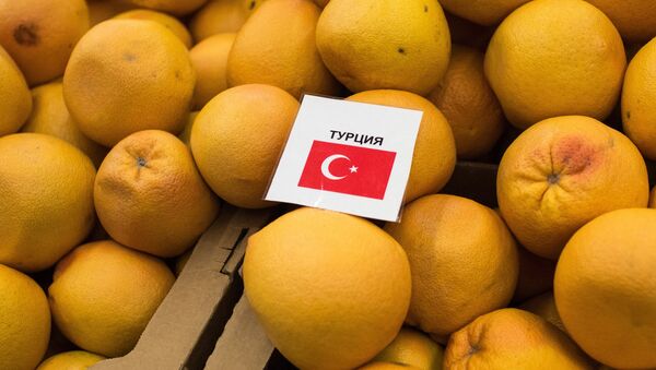 Турецкие мандарины в одном из магазинов. Архивное фото - Sputnik Кыргызстан