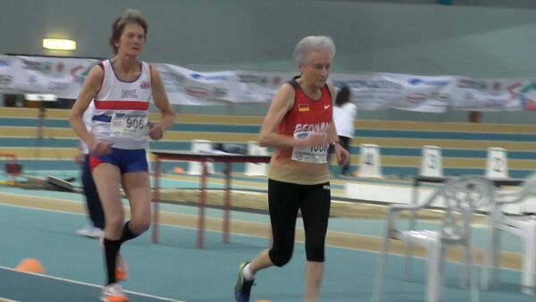 Старушки пробежали 800 метров на чемпионате по легкой атлетике в Италии - Sputnik Кыргызстан