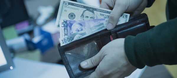 Изменения курса валют в Кыргызстане - Sputnik Кыргызстан