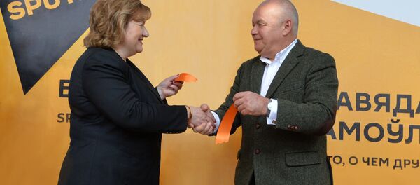 Генеральный директор МИА Россия сегодня Дмитрий Киселев на открытии пресс-центра Sputnik в Минске Генеральный директор МИА Россия сегодня Дмитрий Киселев на открытии пресс-центра Sputnik в Минске - Sputnik Кыргызстан