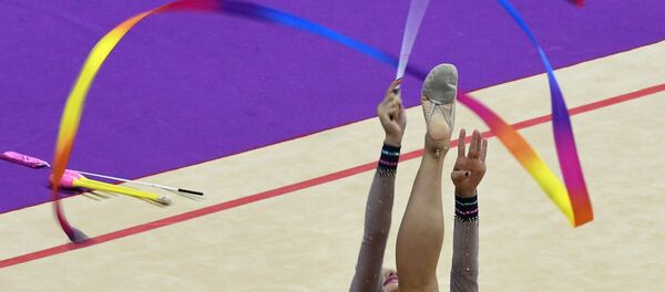 Гимнастка во время выступления. Архивное фото - Sputnik Кыргызстан