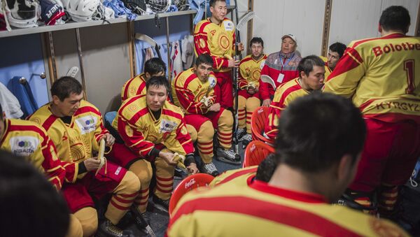 Хоккеисты сборной Кыргызстана. Архивное фото - Sputnik Кыргызстан