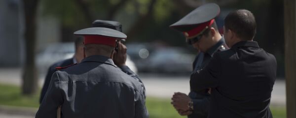 Сотрудники милиции. Архивное фото - Sputnik Кыргызстан