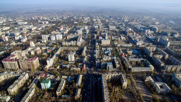 Вид на улицы Бишкека с высоты — Байтик Баатыра, Юсупа Абдрахманова и Абдынасыра Елебесова - Sputnik Кыргызстан