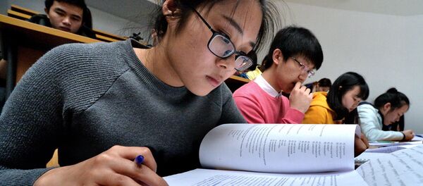 Студенттер. Архив - Sputnik Кыргызстан