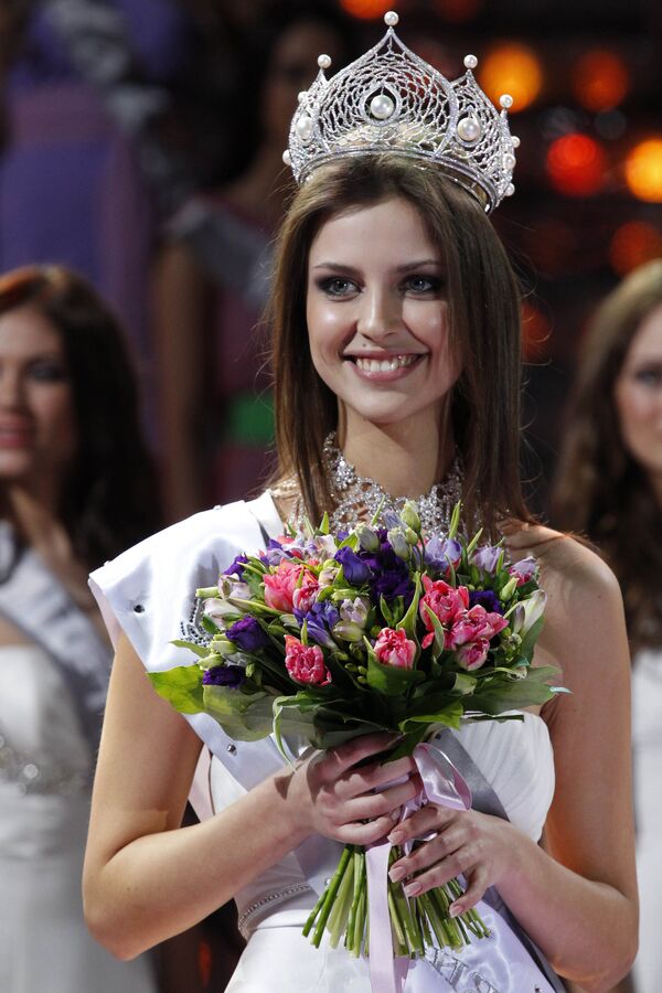 Наталья Гантимурова из Москвы стала победительницей конкурса Мисс Россия — 2011 - Sputnik Кыргызстан