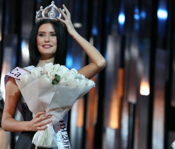 Победительница национального конкурса красоты Мисс Россия — 2009 София Рудьева из Санкт-Петербурга - Sputnik Кыргызстан
