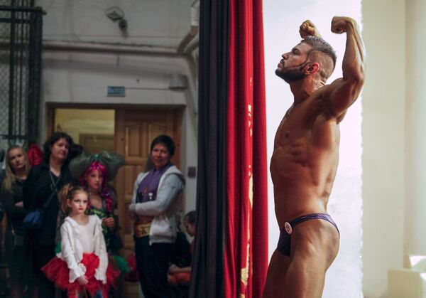 Региональный чемпионат по бодибилдингу в российском Ставрополе Региональный чемпионат по бодибилдингу в российском Ставрополе - Sputnik Кыргызстан