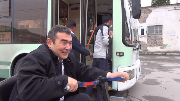 Кыргызстанец, став инвалидом, не дал семье почувствовать изменений - Sputnik Кыргызстан