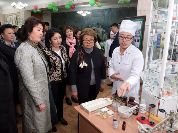 IV фестиваль образования в КГМА в столице - Sputnik Кыргызстан