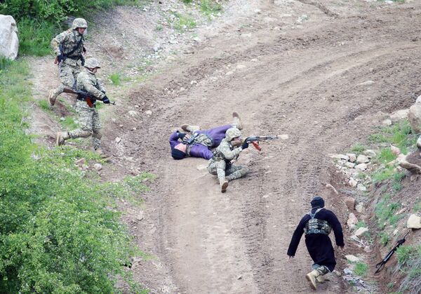 Учения стран ОДКБ Поиск-2016 в Таджикистане - Sputnik Кыргызстан