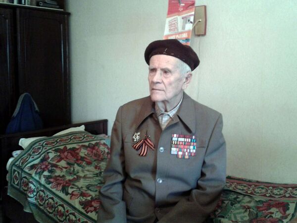 Ветеран Великой Отечественной войны, артиллерист Иван Зубов. Архивное фото - Sputnik Кыргызстан