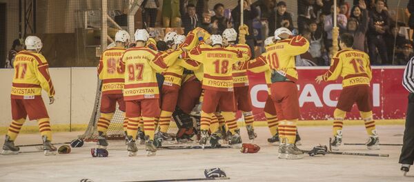 Кубок вызова Азии по хоккею с шайбой в Бишкеке - Sputnik Кыргызстан